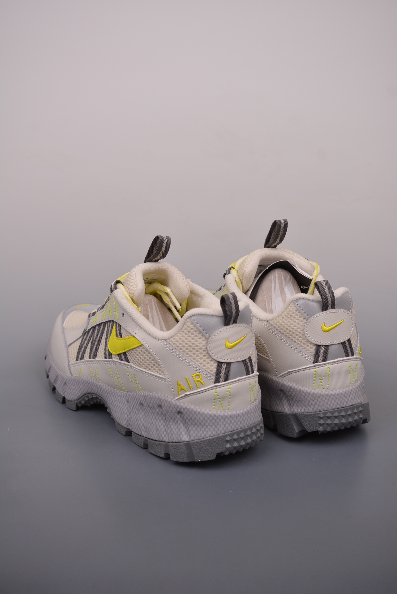 Nike Air Humara QS Light Bone High Voltage FQ2443-001