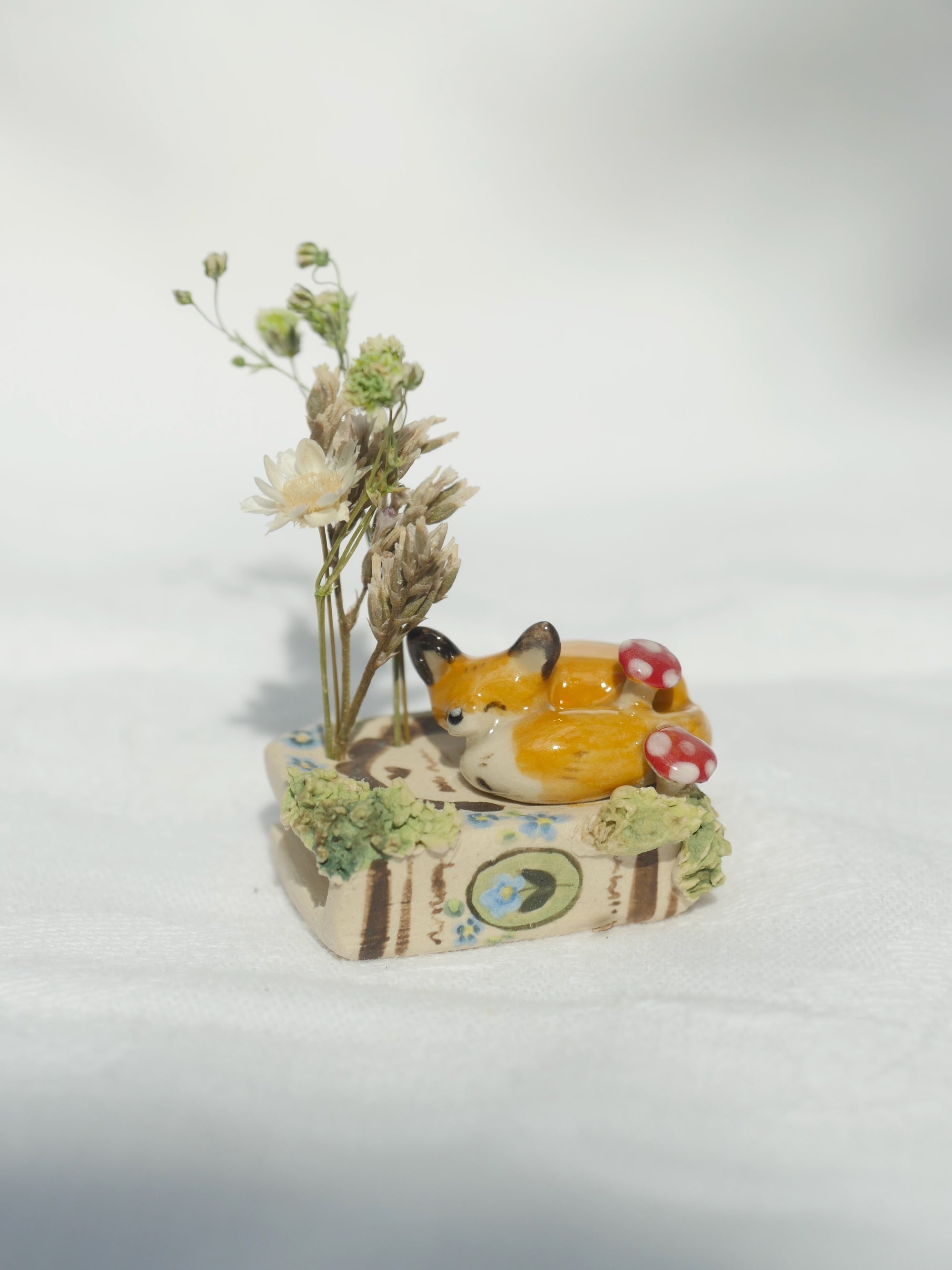 🔥ON SALE 59% OFF🔥Animal Book Dried Flower Miniature Sculpture
