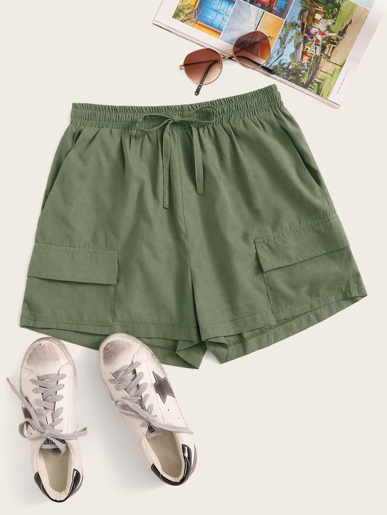 Knot Flap Pocket Cargo Shorts