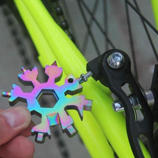 🎅Early Christmas Sale🎅 18-in-1 Snowflake Multi-tool (BUY 2 GET 1 FREE NOW ! )