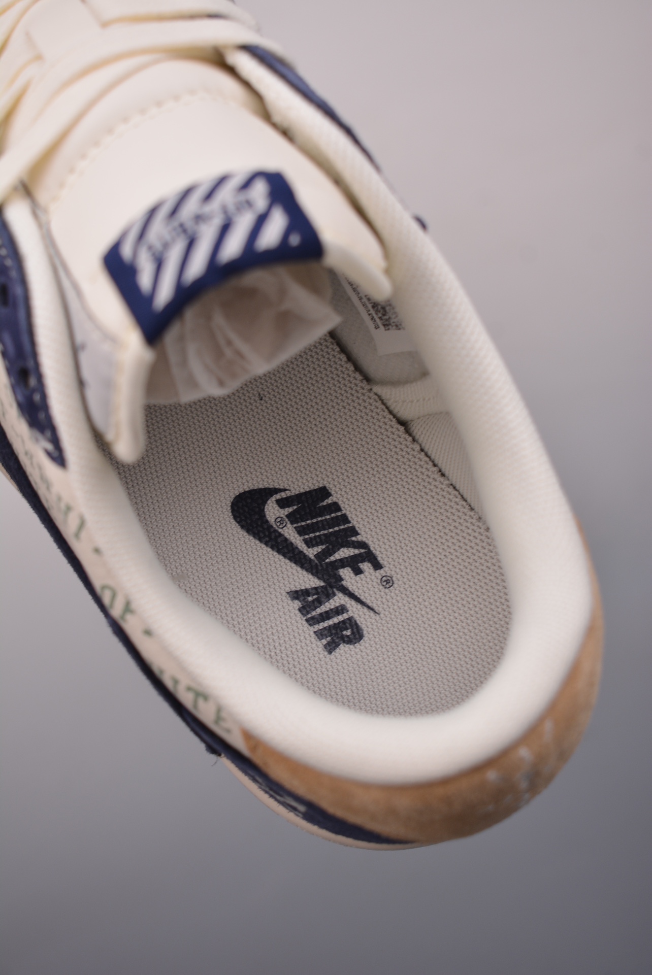 ravis Scott x Off-White x Nike Air Jordan 1 Low OG SP Off-White blue HQ2993-100