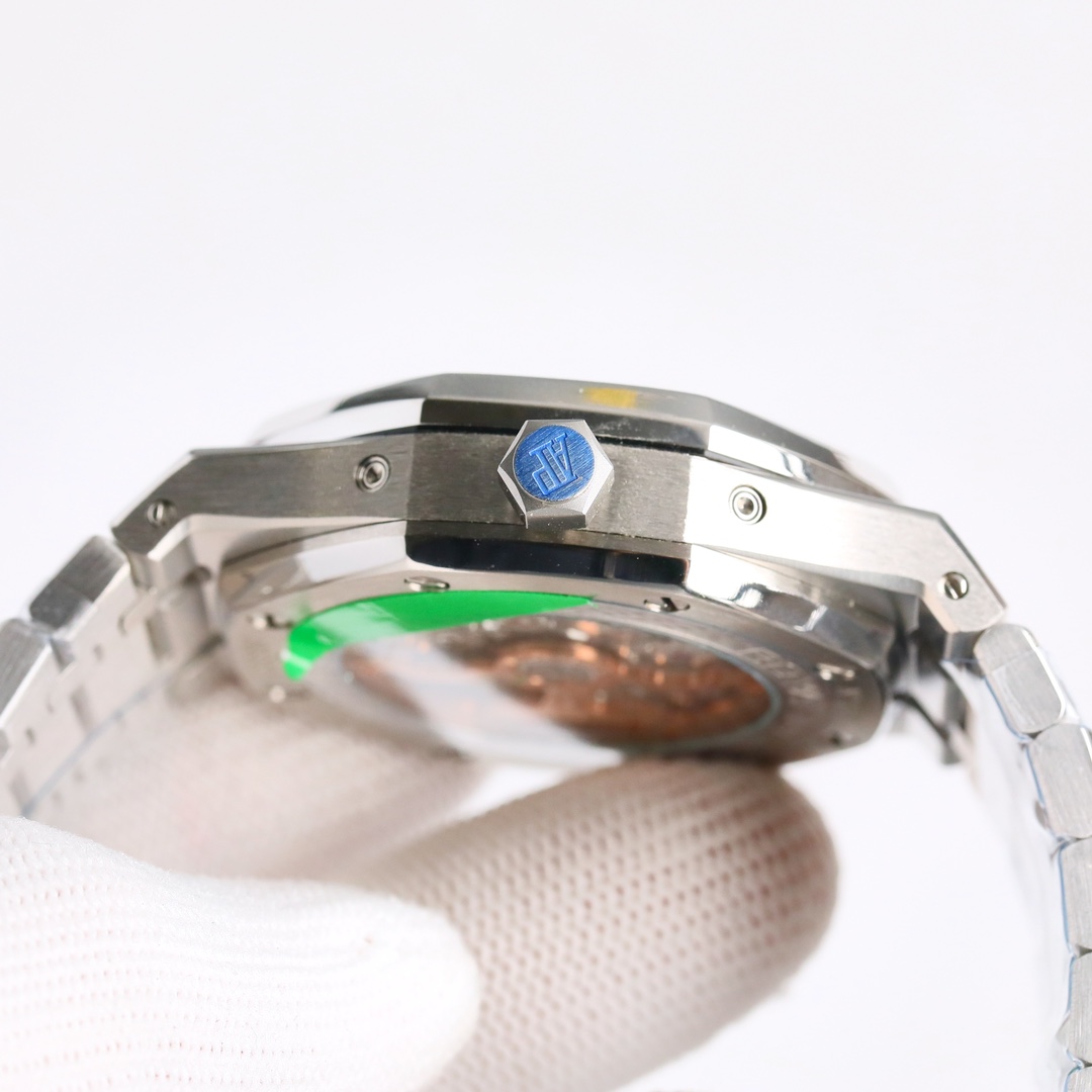 Audemars Piguet Royal Oak Series 26574 Series