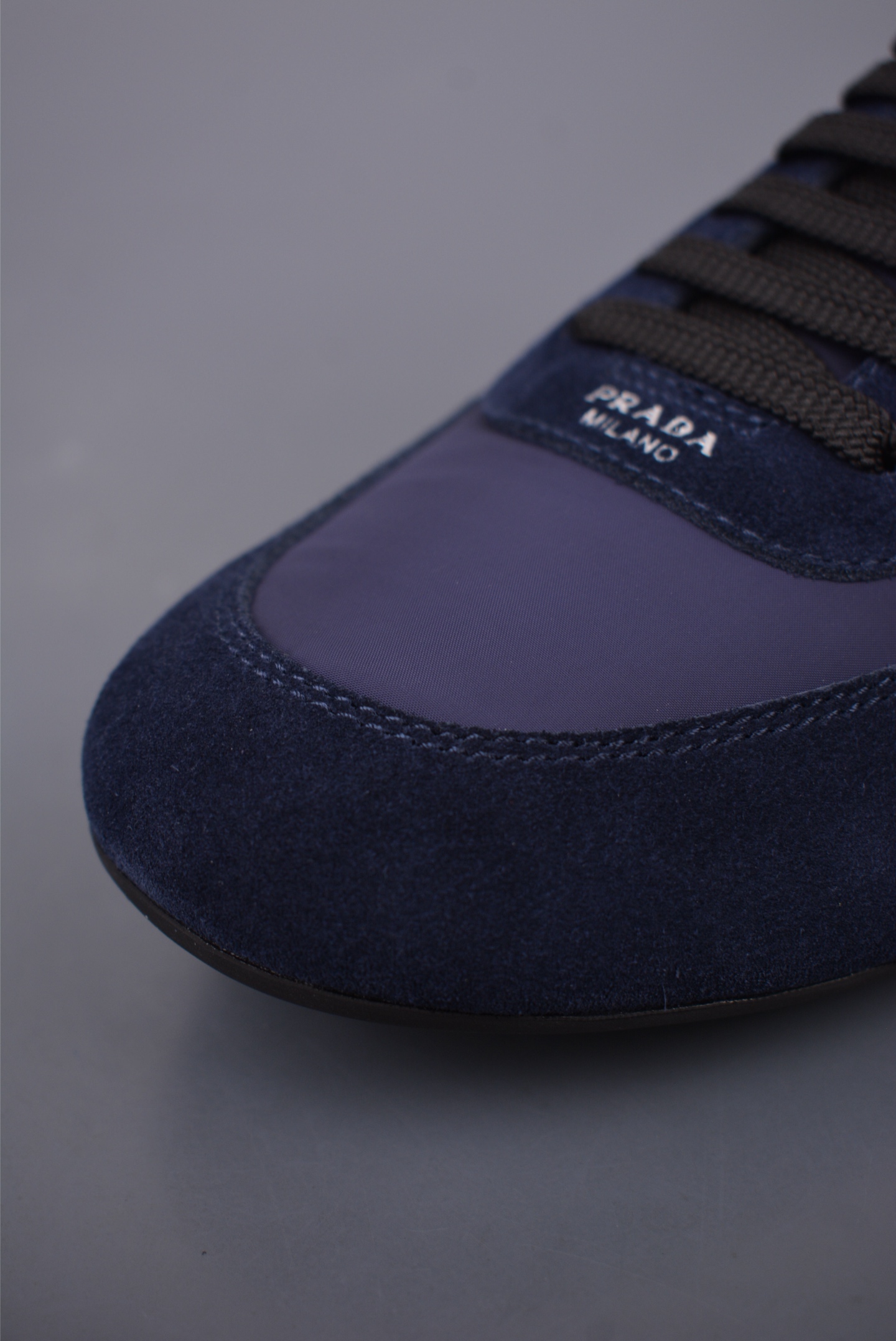 Prada Spring/Summer Show Thin-soled Dexter Shoes Navy Blue
