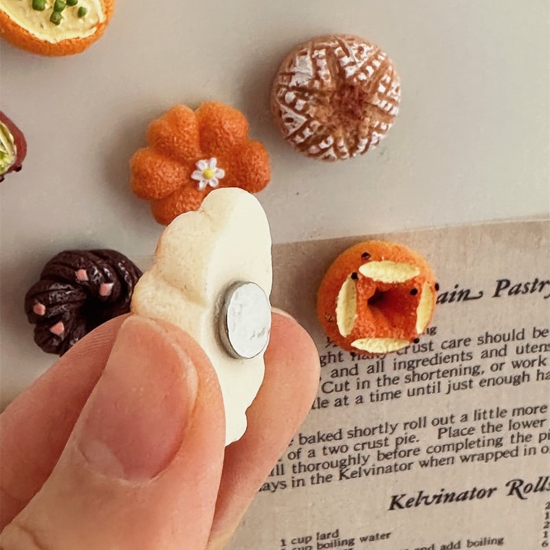 🥐🥨Resin French Macaron Magnets