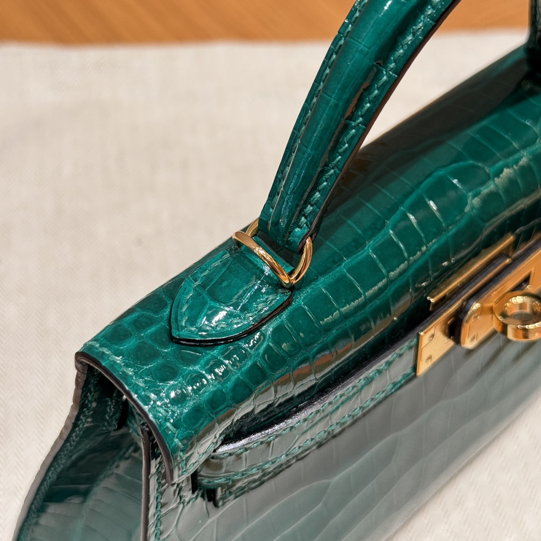 Hermes mini kelly 2 6QVert Emeraude handbag (handmade to order)