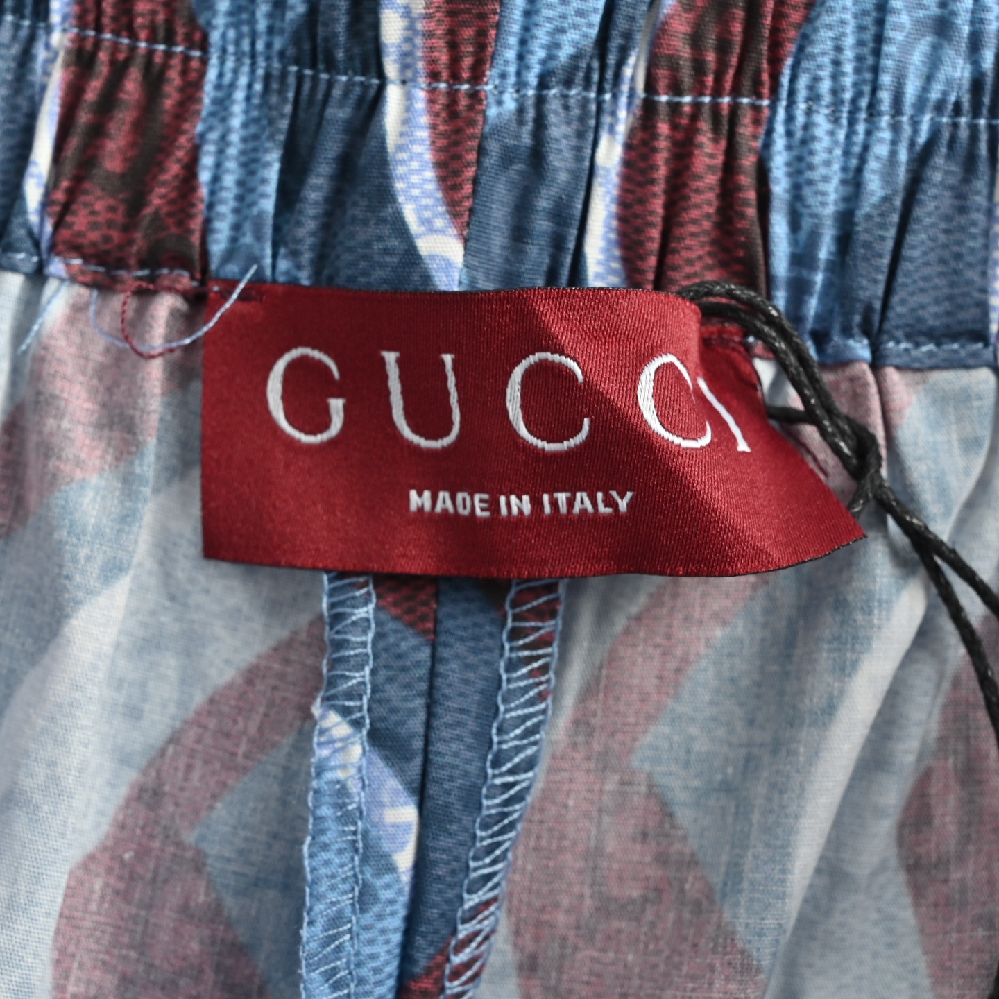 Gucci 25ss all over print snake pattern short sleeve shorts