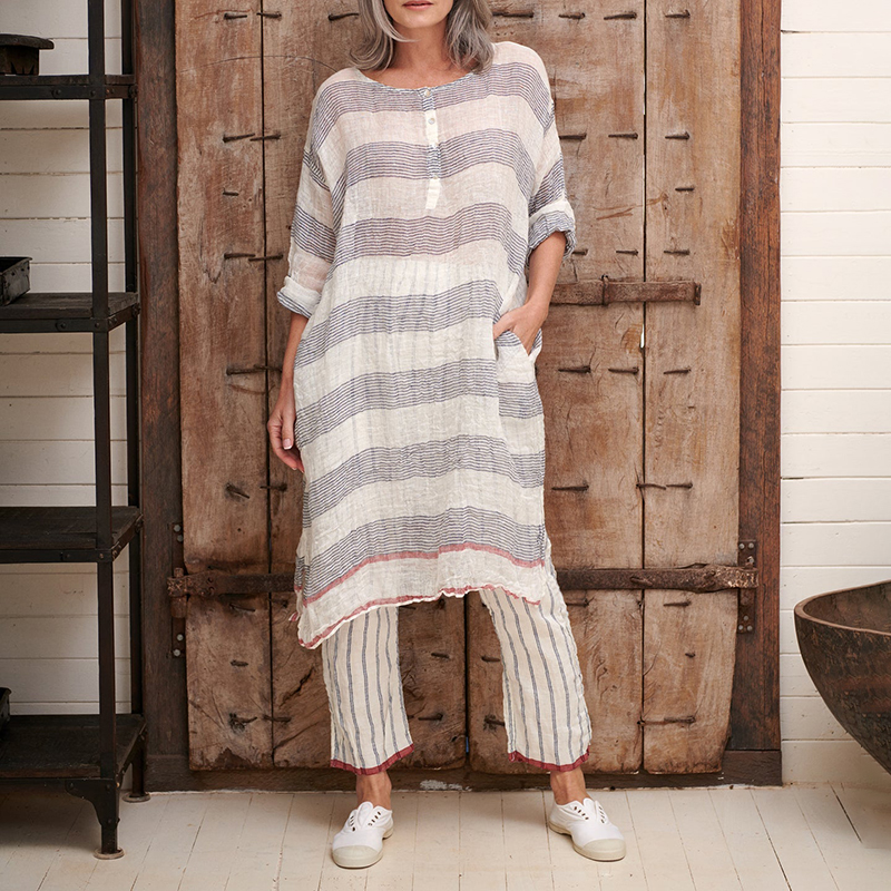 Minimalist Striped Comfortable Long Sleeved Midi Dress