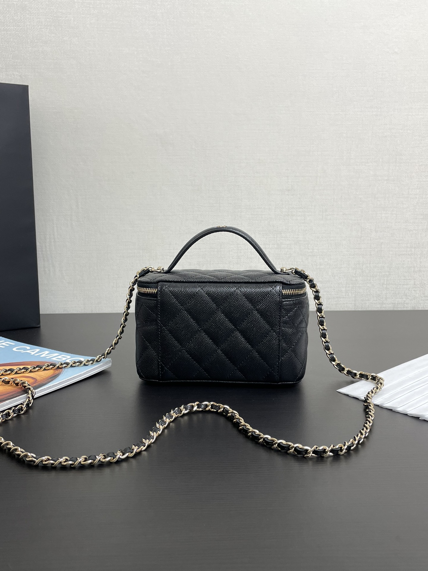 Chanel 25C cosmetic bag 99440
