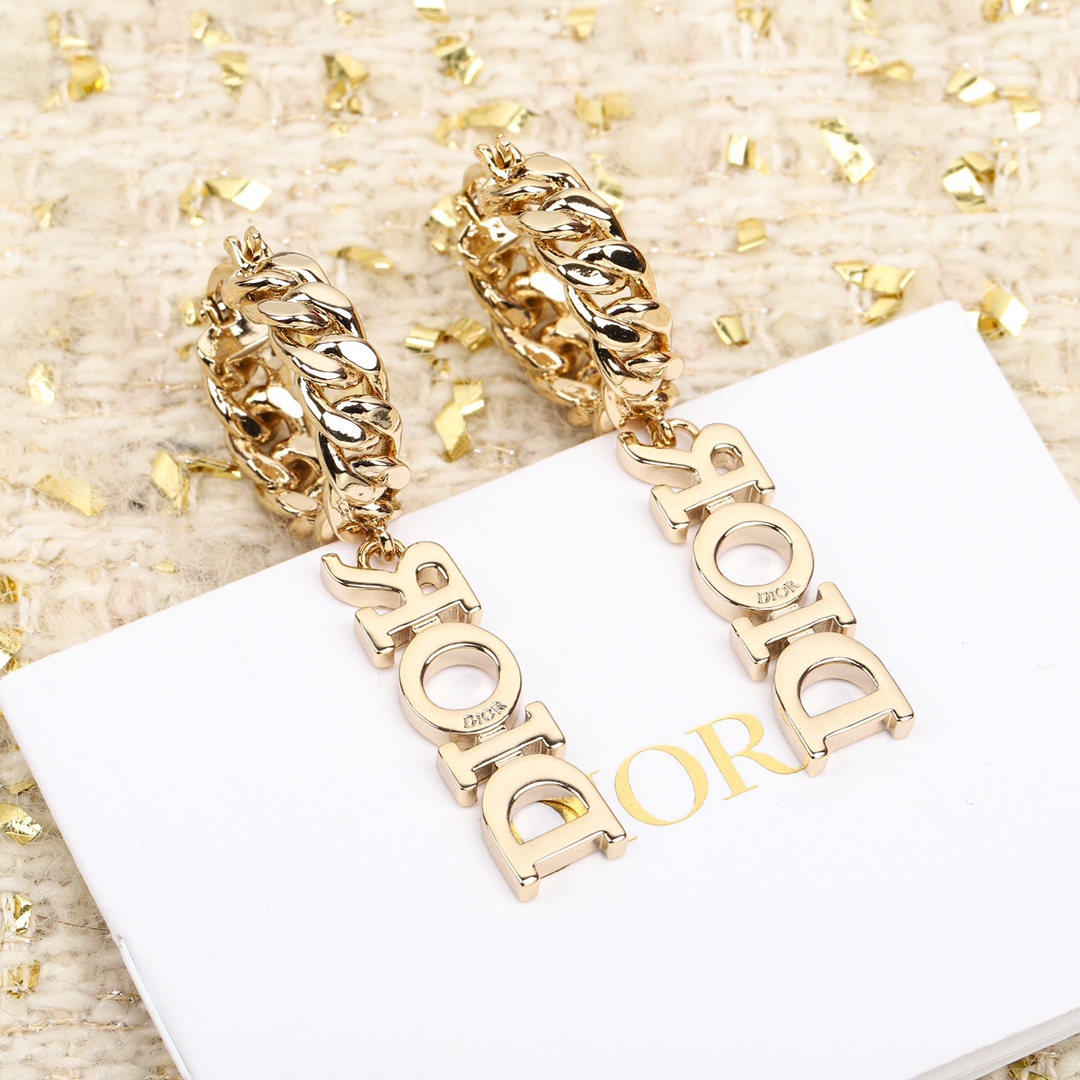 Dior chain letter earrings