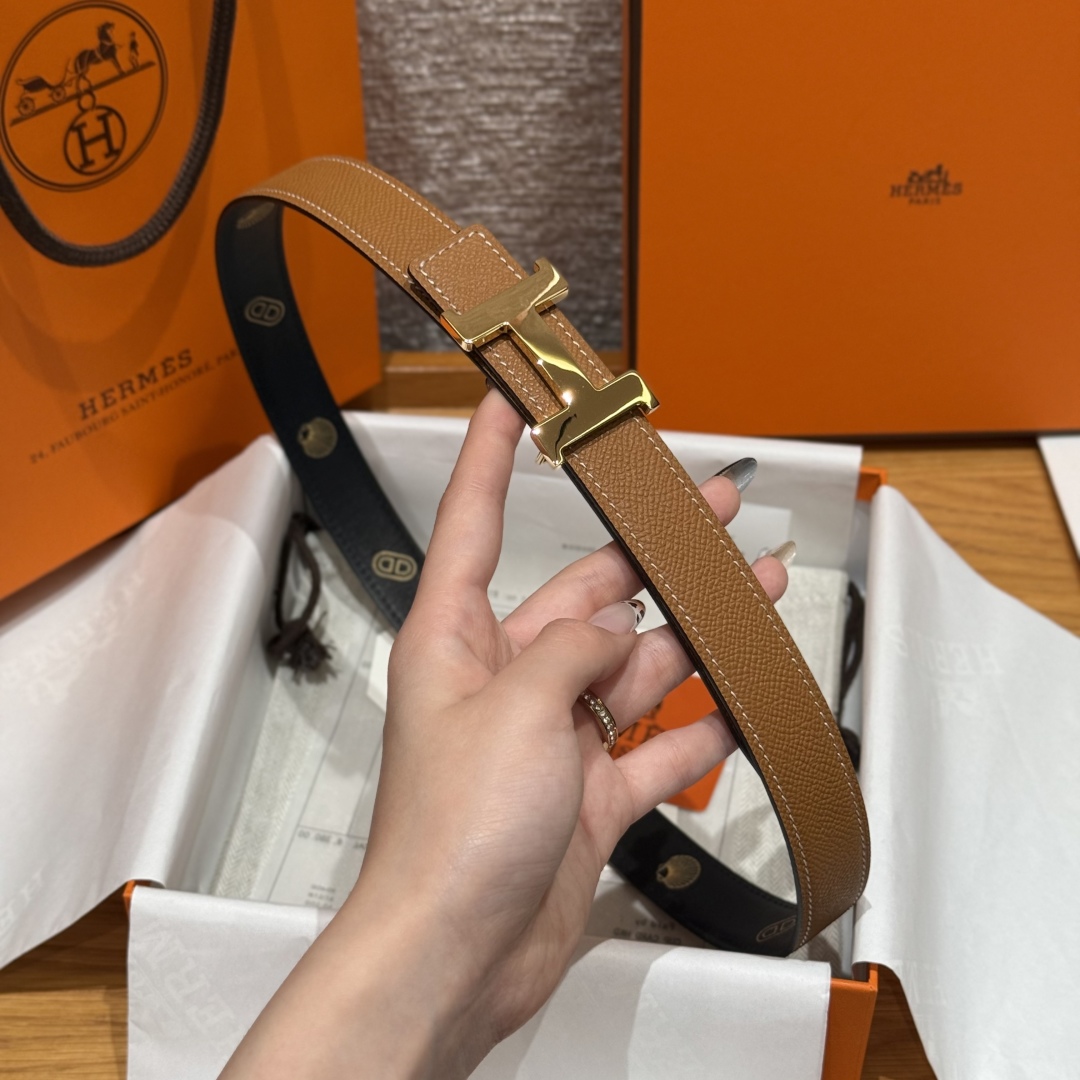 Hermès Women's Shell Element Double-Sided Leather Belt 2.4cm Width