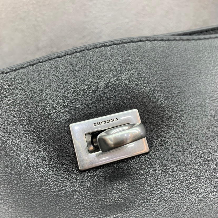 Balenciaga belair shoulder bag 81068 01180
