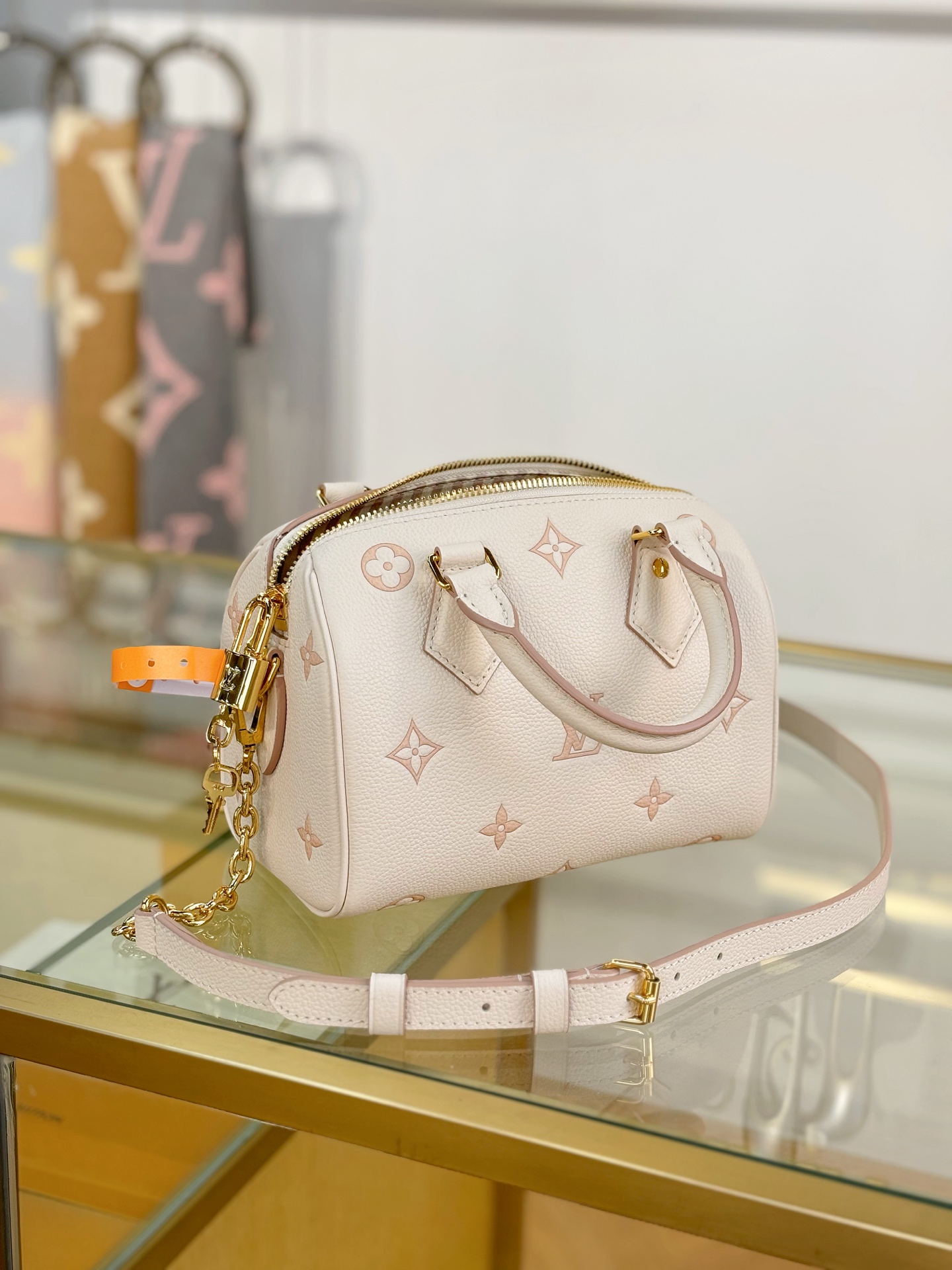 Louis Vuitton SPEEDY BANDOULIÈRE 20 Handbag M14291