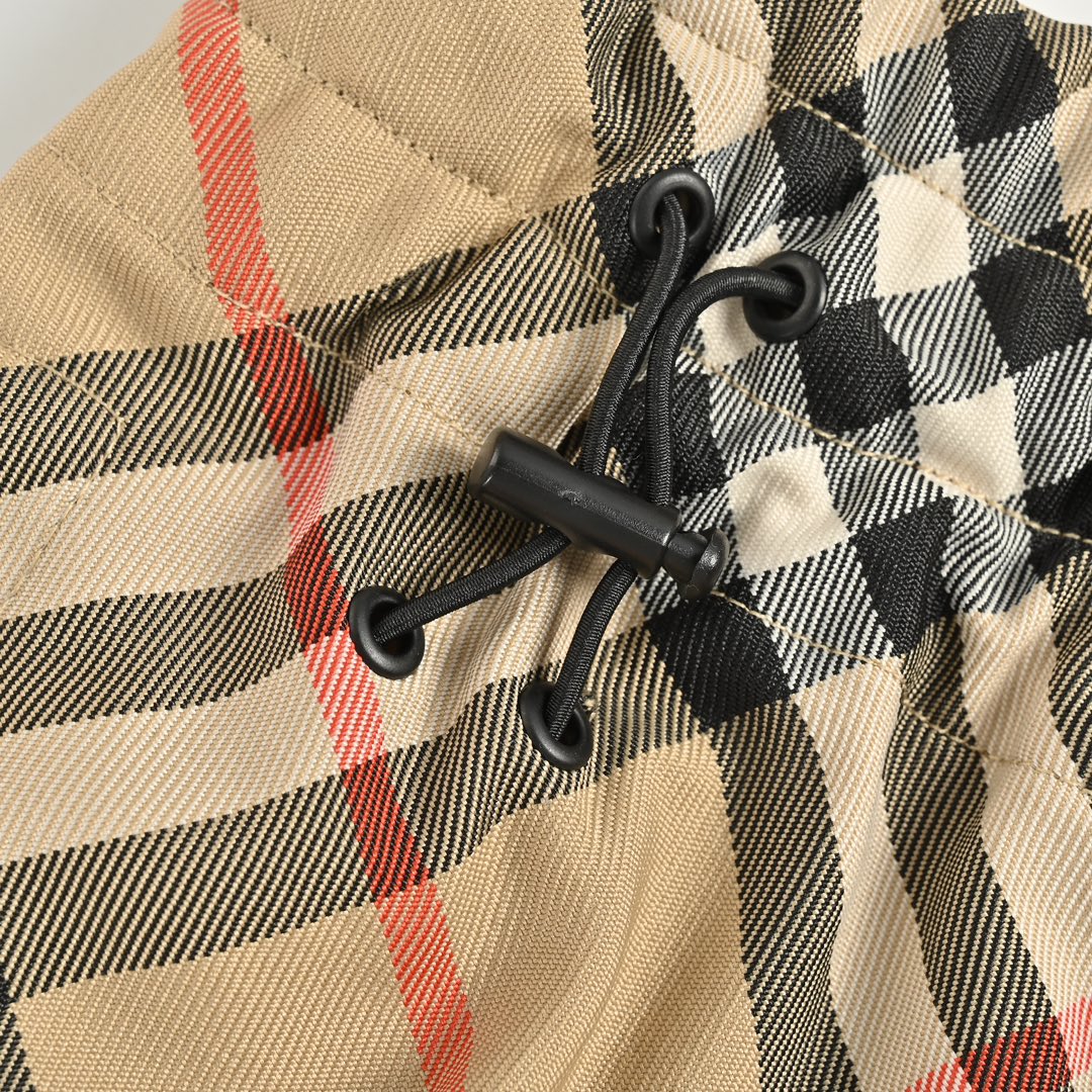 Burberry 24Fw Warhorse Embroidered Check Trousers