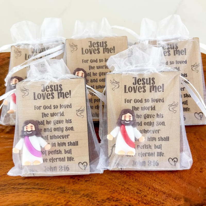 Pocket Jesus with Wooden Card
