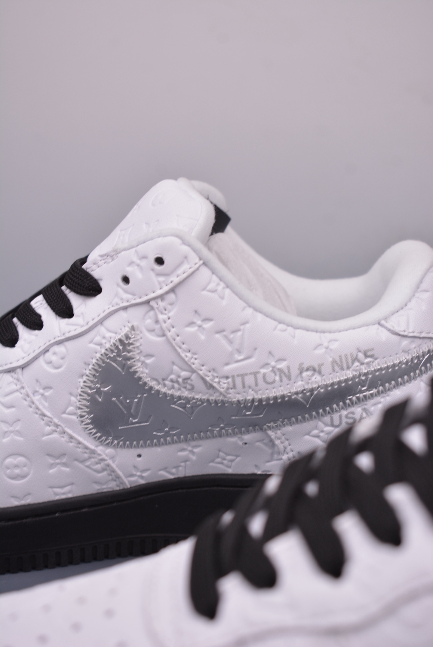 Louis Vuitton x Nike Air Force 1'07 LV8 Low 