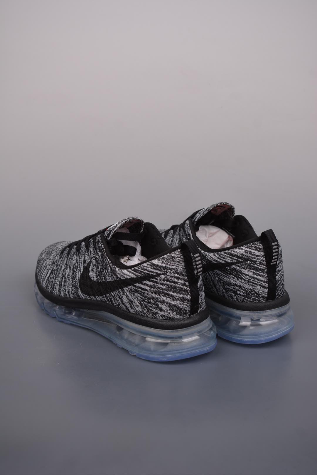 Nike Flyknit Air MaxOreo 620469-105