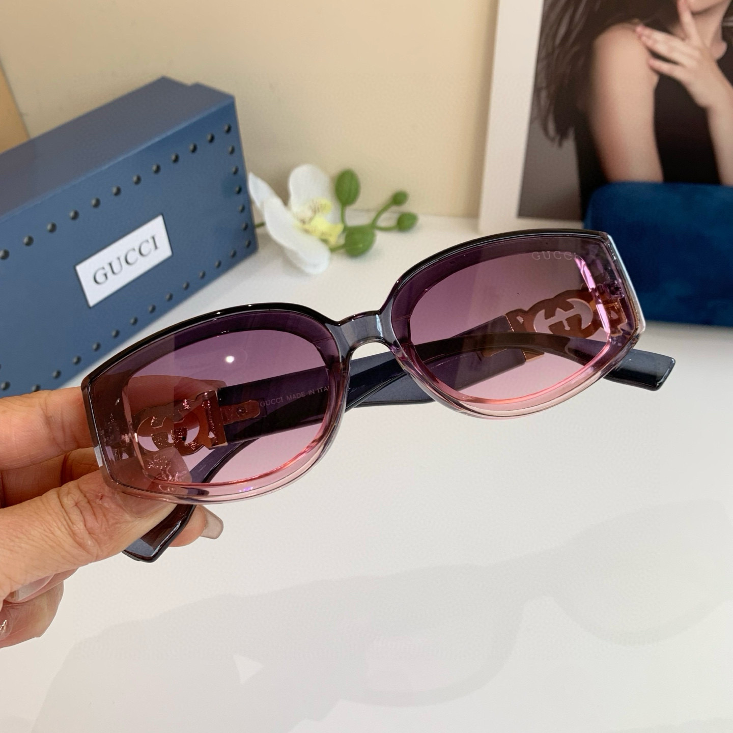 Gucci Round Frame Sunglasses