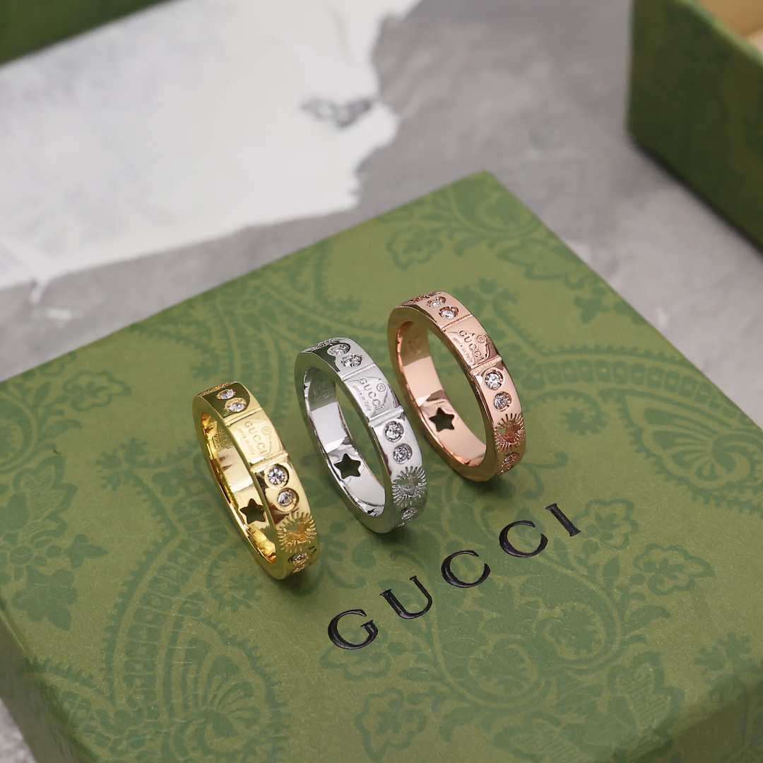 GUCCI Diamond Star Ring