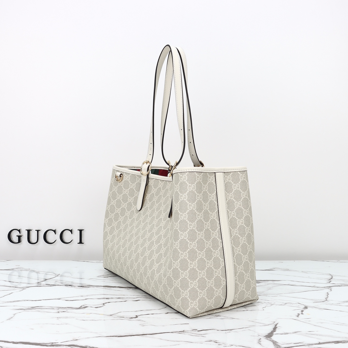 Gucci GG Emblem large tote bag ‎ 815213 FAD6L 9641