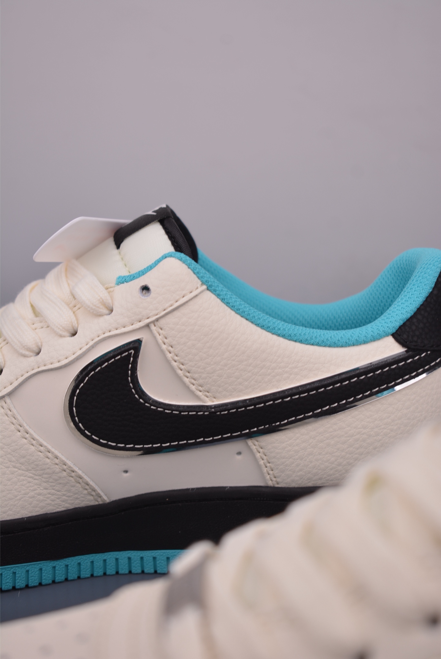 OFF x Nike Air Force 1 Low 