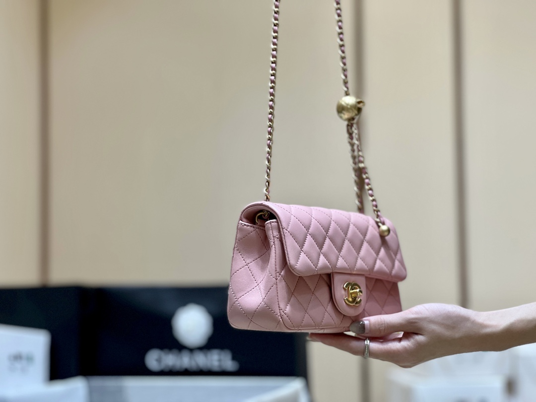 Chanel 23K cf mini chain bag AS1787