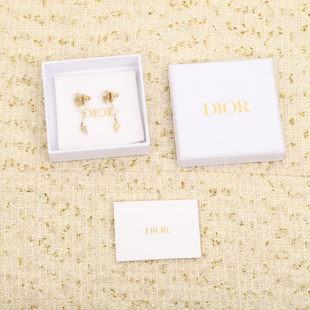 Dior Shell Earrings