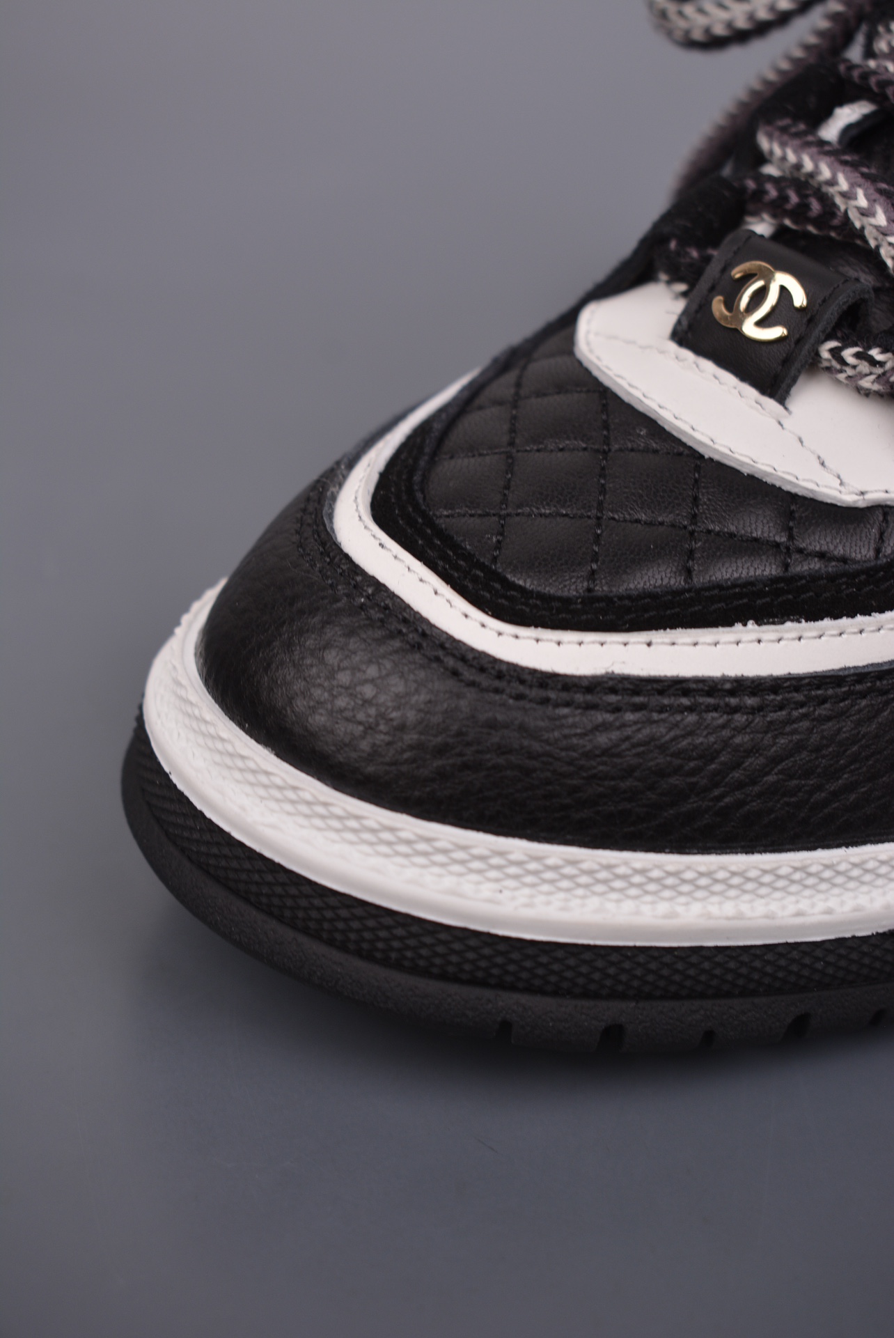 Chanel Cruise Logo Casual Low White Stripe