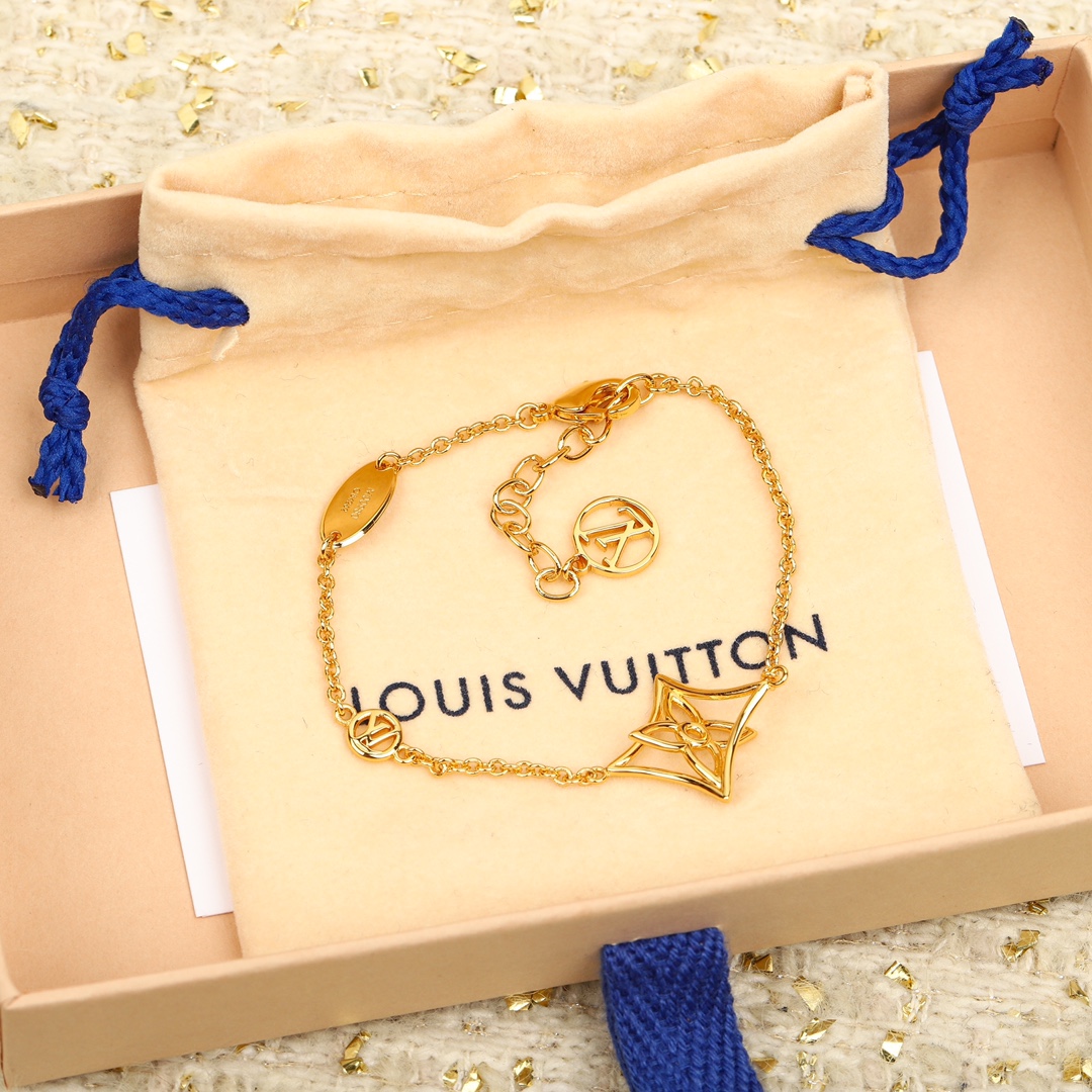 Louis Vuitton Multi-element Items Bracelets