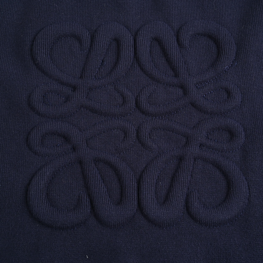 Loewe 24Fw Embossed Anagram Crew Neck Sweater