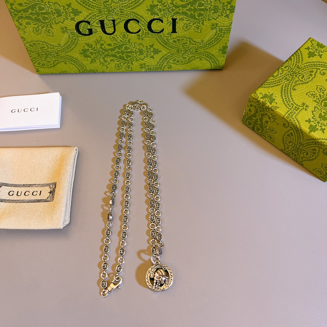 Gucci Anger Forest Series GG Bullfighting Vintage Necklace