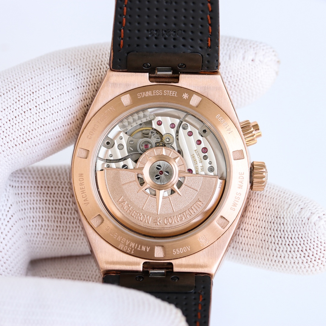 Vacheron Constantin Overseas Series Dual Time Zone Function Watch 7900V