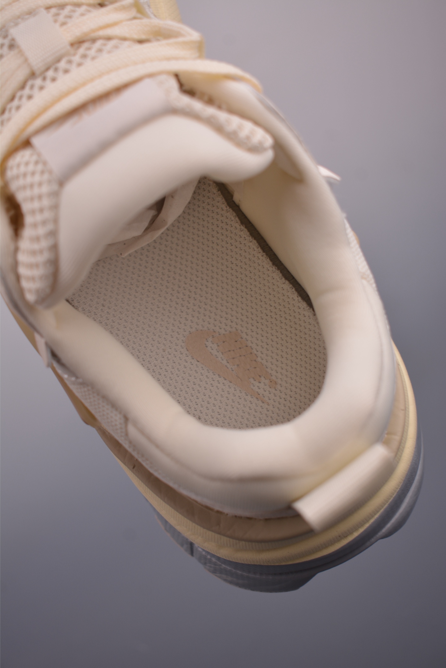 Nike V2K Runtekk 