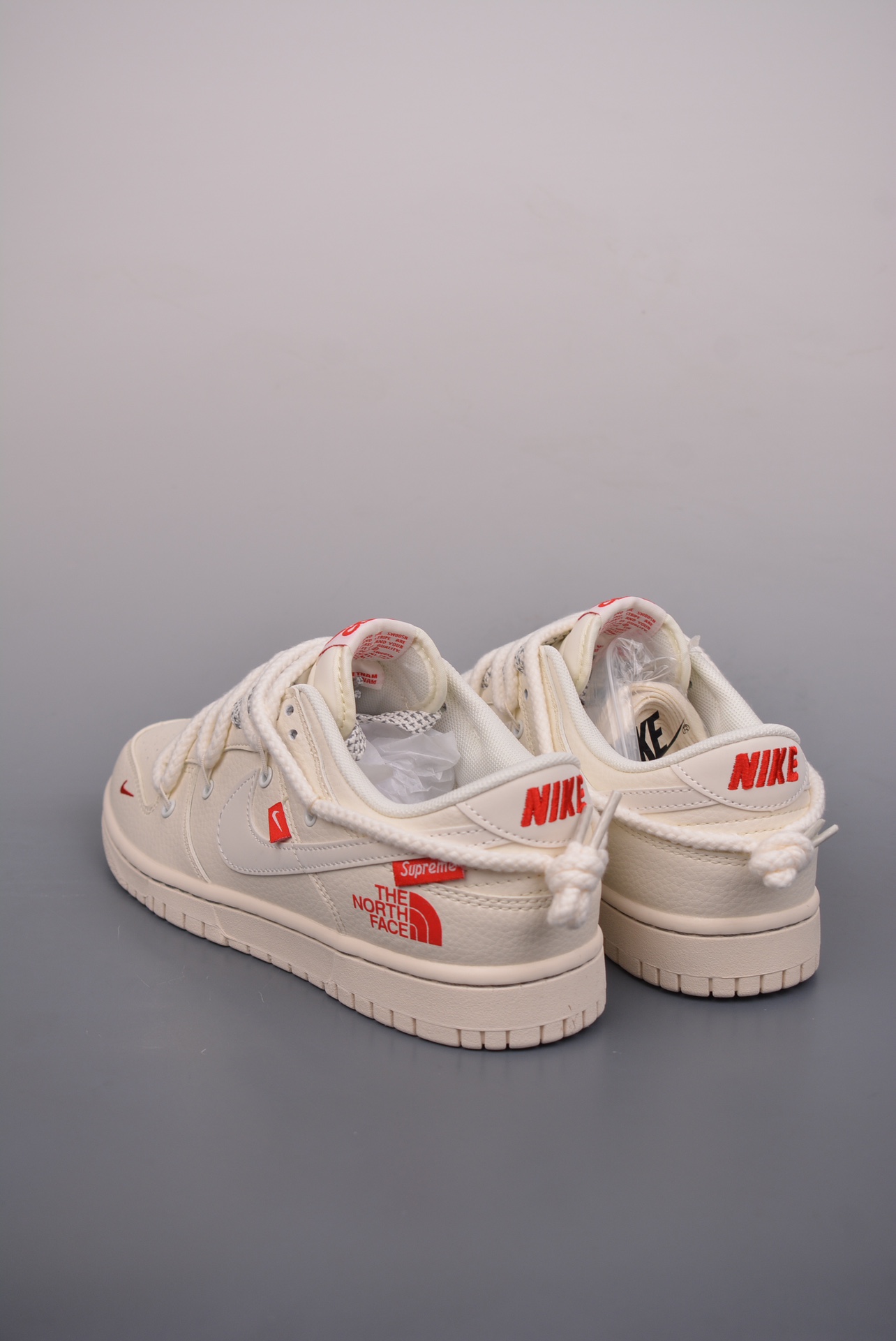 The North Face x Supreme x Nike SB Dunk Low The North Face Off-White Red YX5066-229