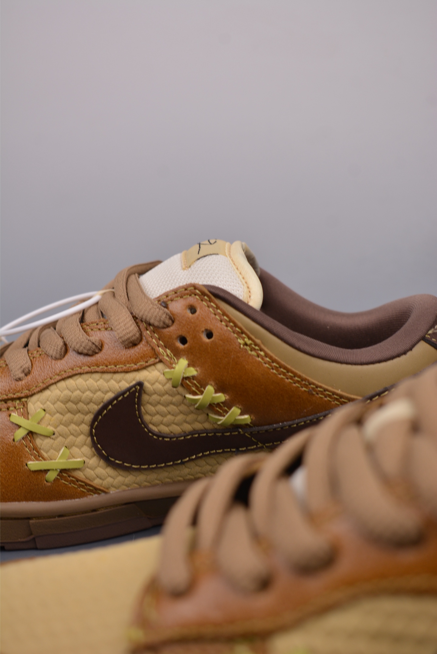 Nike SB Dunk Low Shanghai Xiaolongbao Woven Sneakers DD1391-106