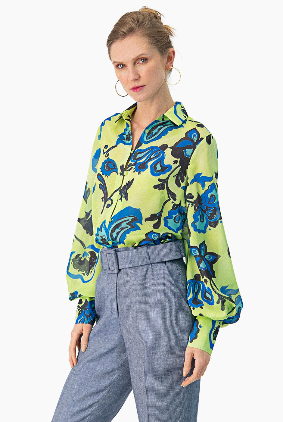 Blusa estampada recta y manga larga