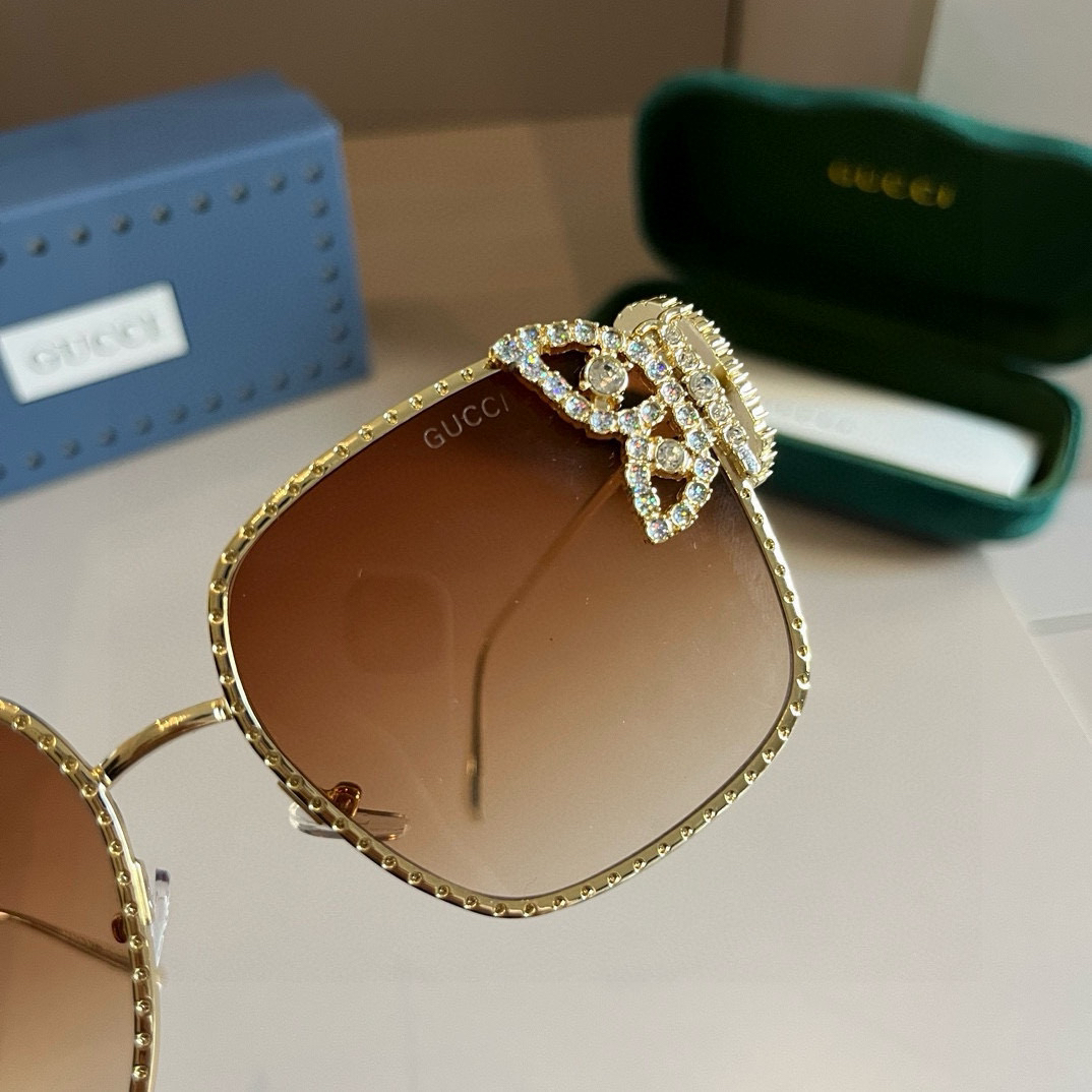 Gucci Square Frame Sunglasses