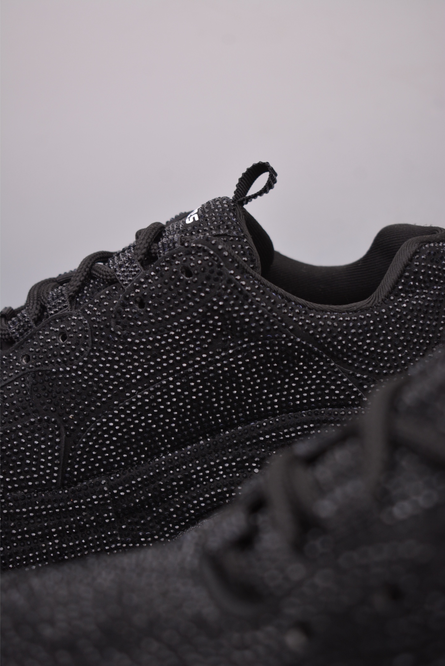 Balenciaga Triple S Trainers Sneaker black diamonds