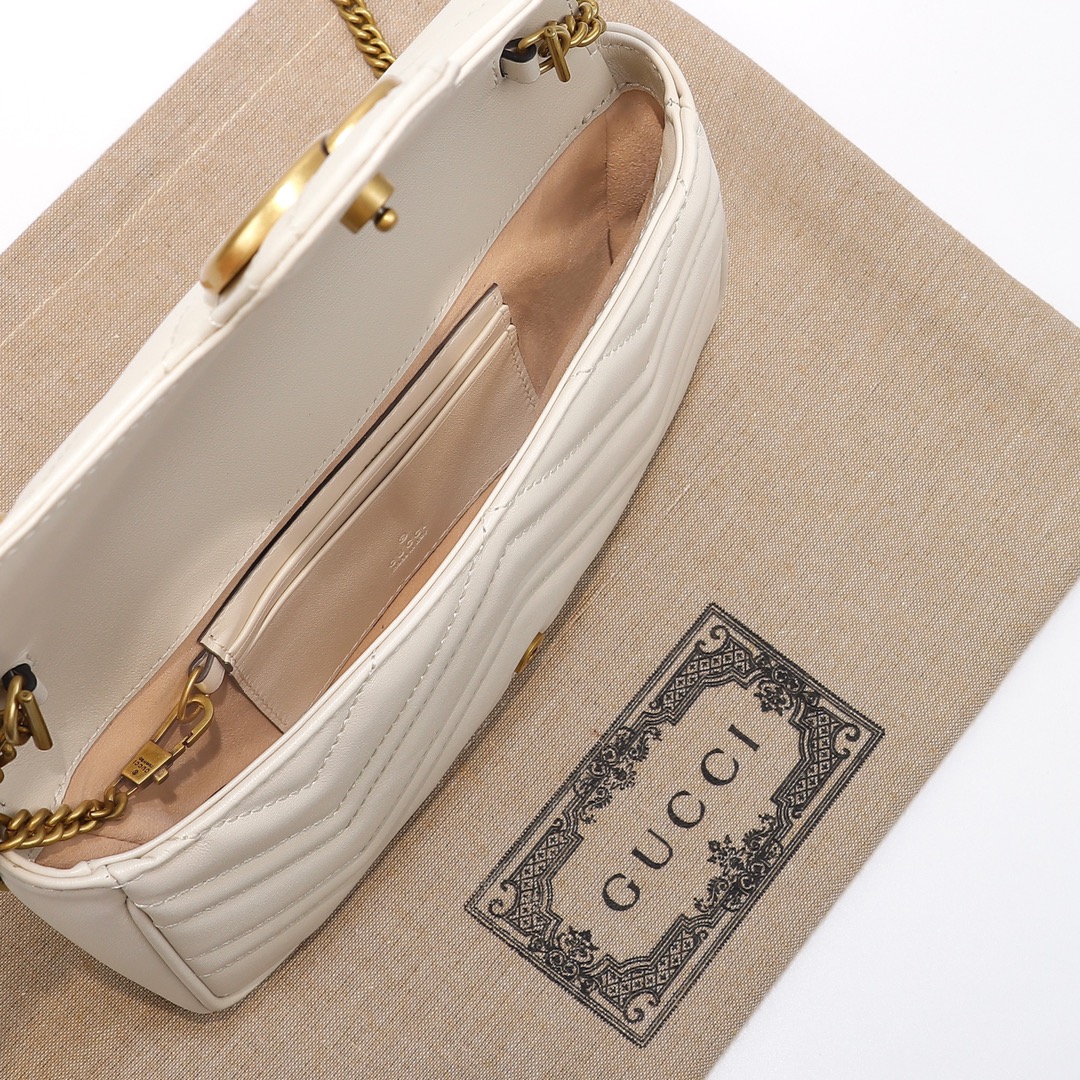 Gucci GG Marmont series small shoulder bag (with card holder) 751526 AACCE 9053