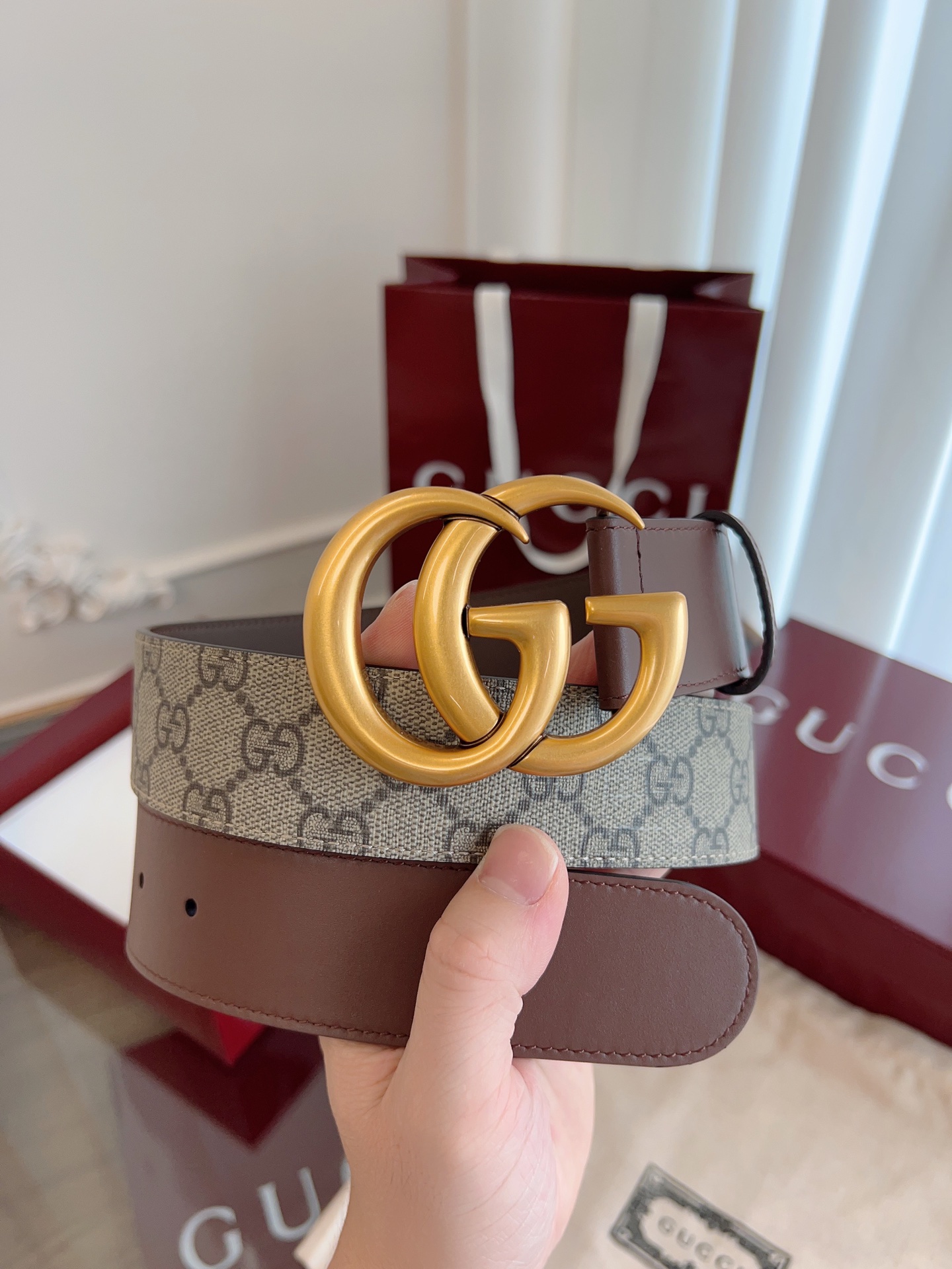 Gucci Double G brass buckle leather belt with a width of 4.0cm