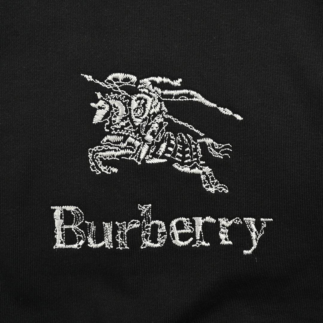 Burberry 24Fw hem embroidered warhorse crew neck sweatshirt