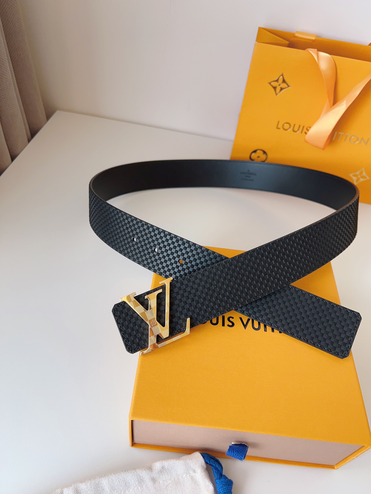 Louis Vuitton Square Embossed Cowhide Leather Belt 4CM Width