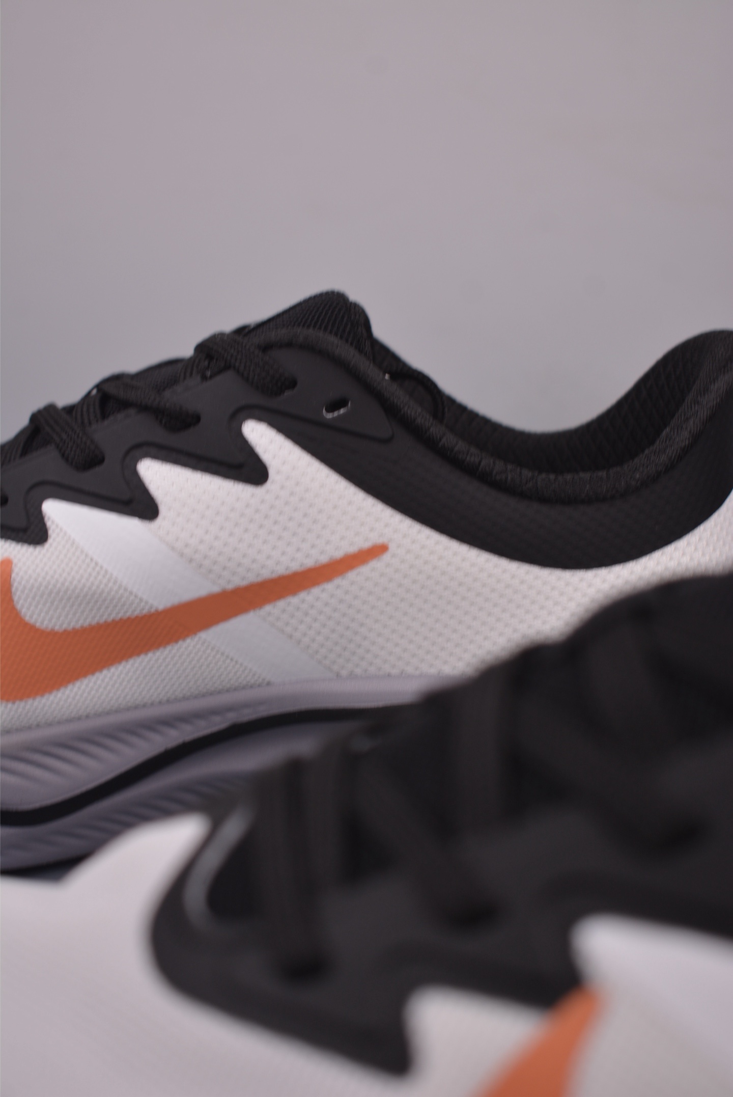 Louis Vuitton x Nike Zoom Plus Running Shoes 