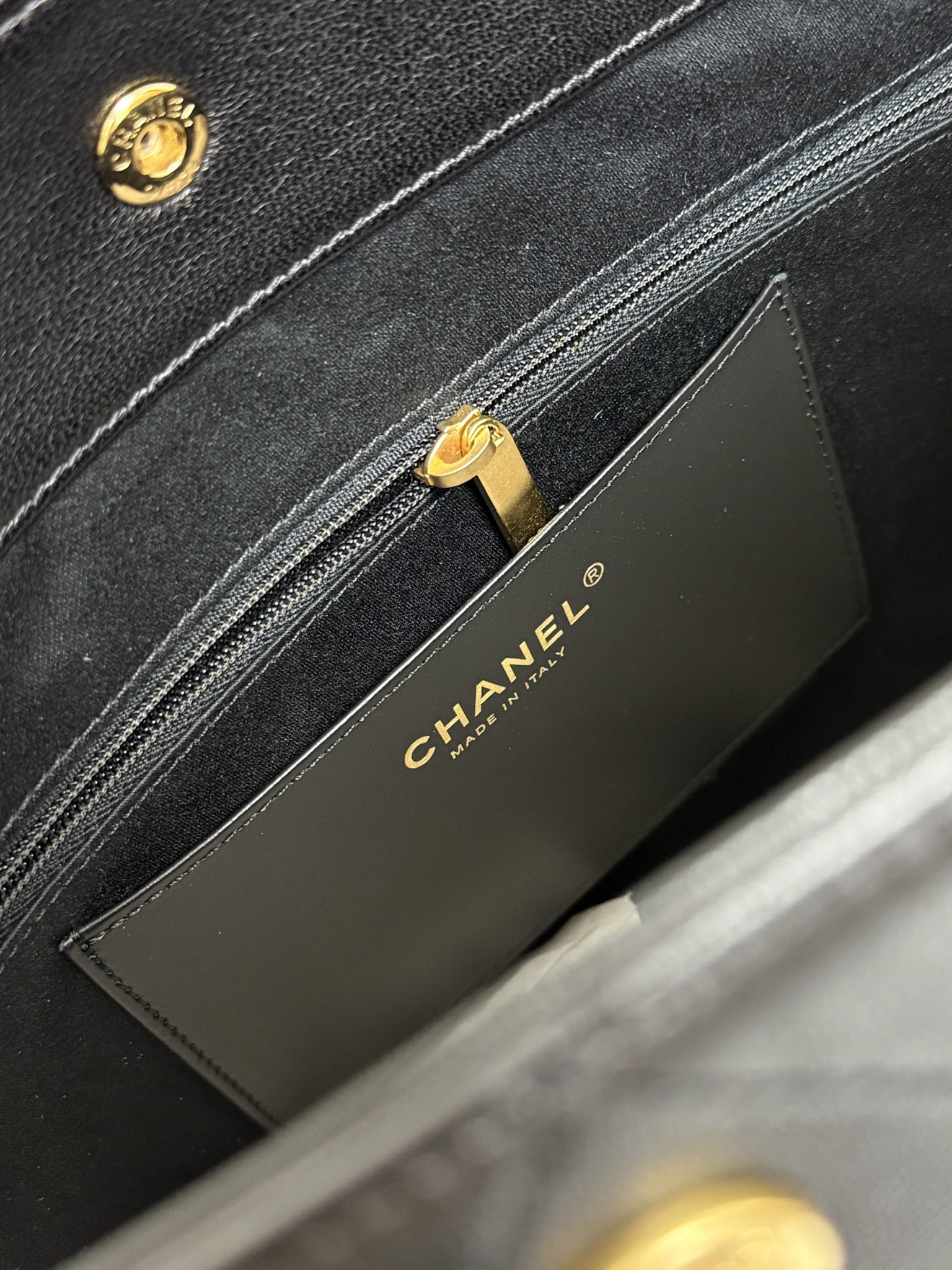 Chanel 25P Rivet Bucket Bag AS5406