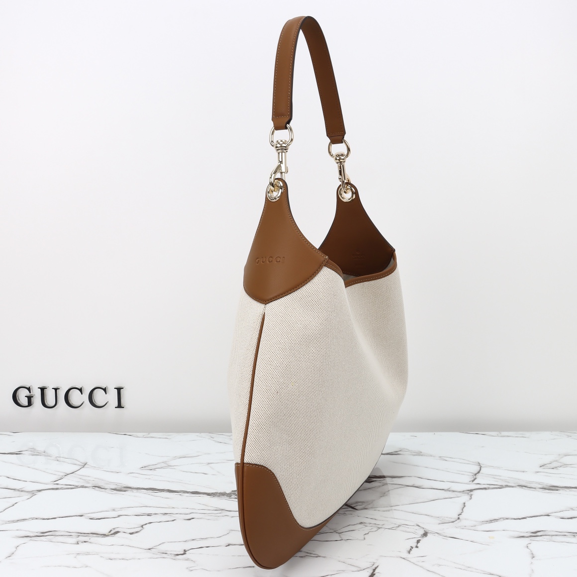 Gucci B large shoulder bag 815924 HAAKF 2545