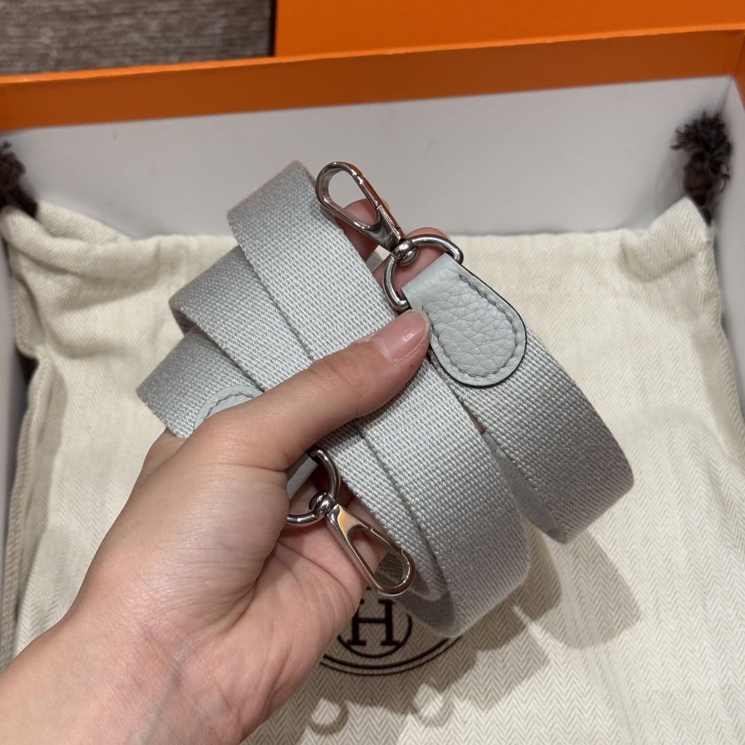Hermes Evelyne 08Blue pale handbag (handmade to order)