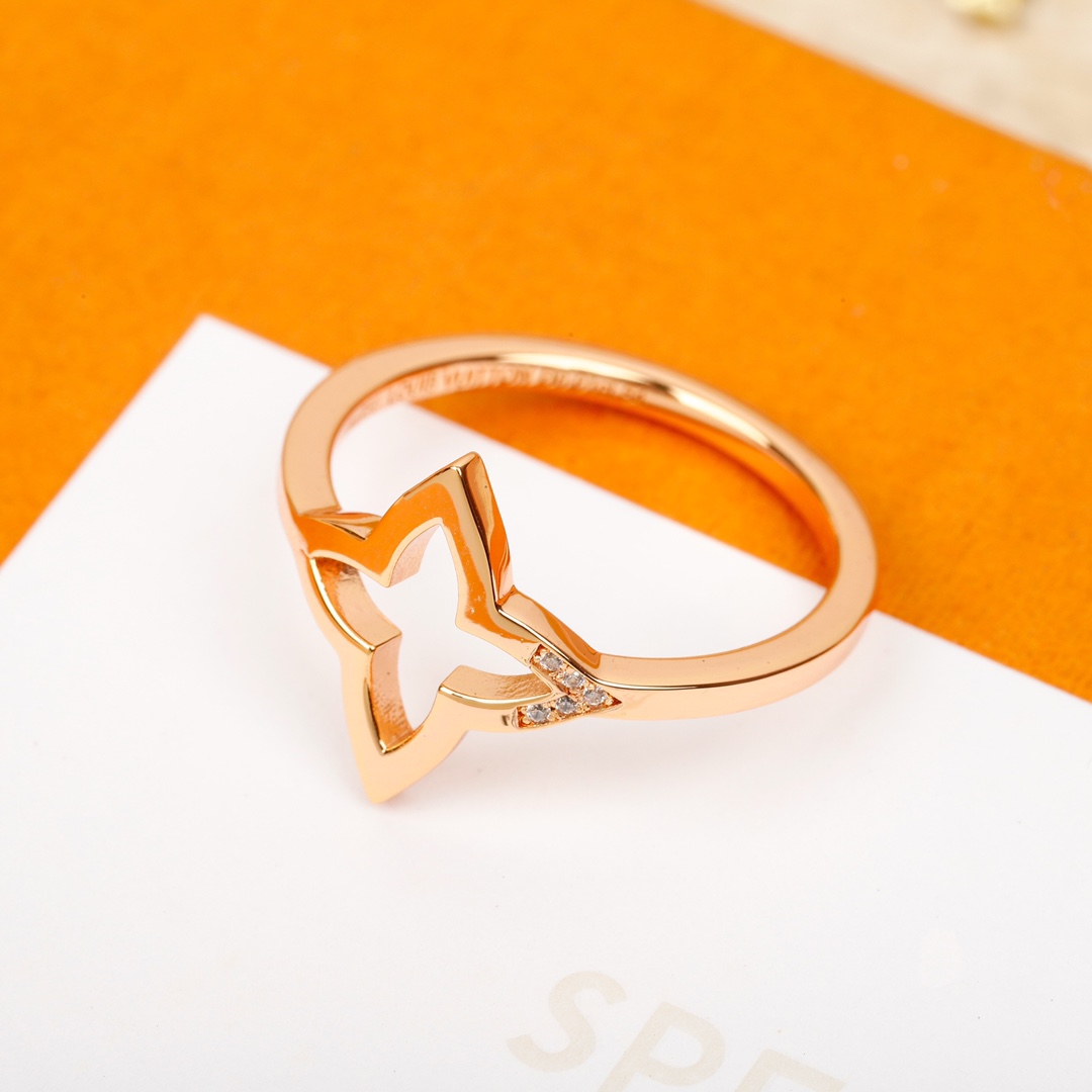 Louis Vuitton monogram pointed flower ring