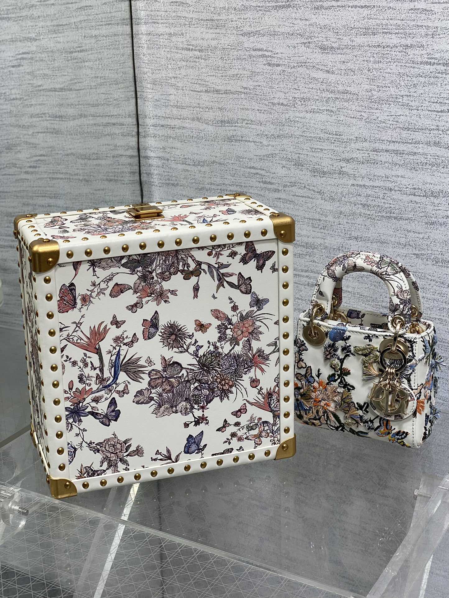 Dior LadyDior ultra-mini limited edition set collection level