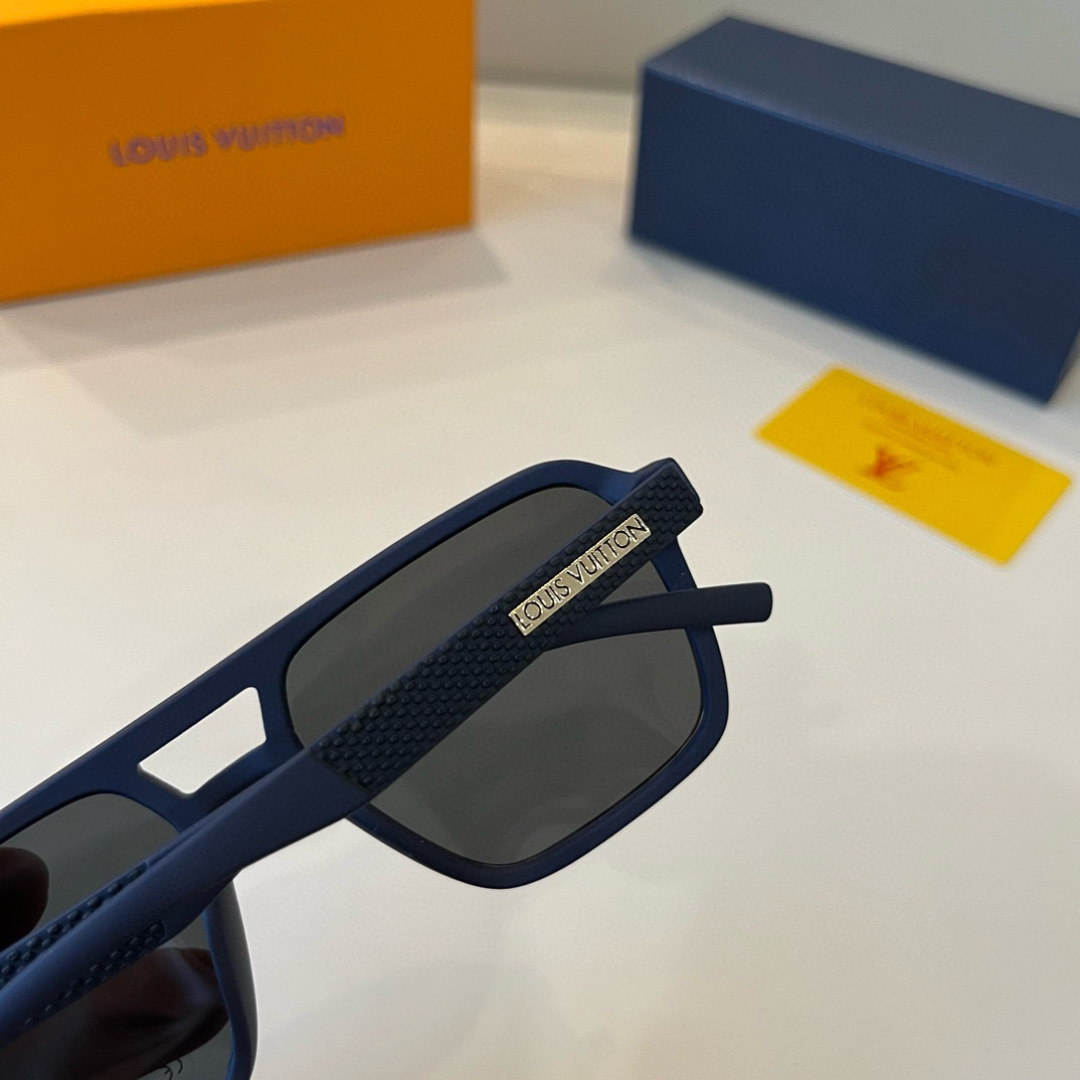 Louis Vuitton square-frame sunglasses
