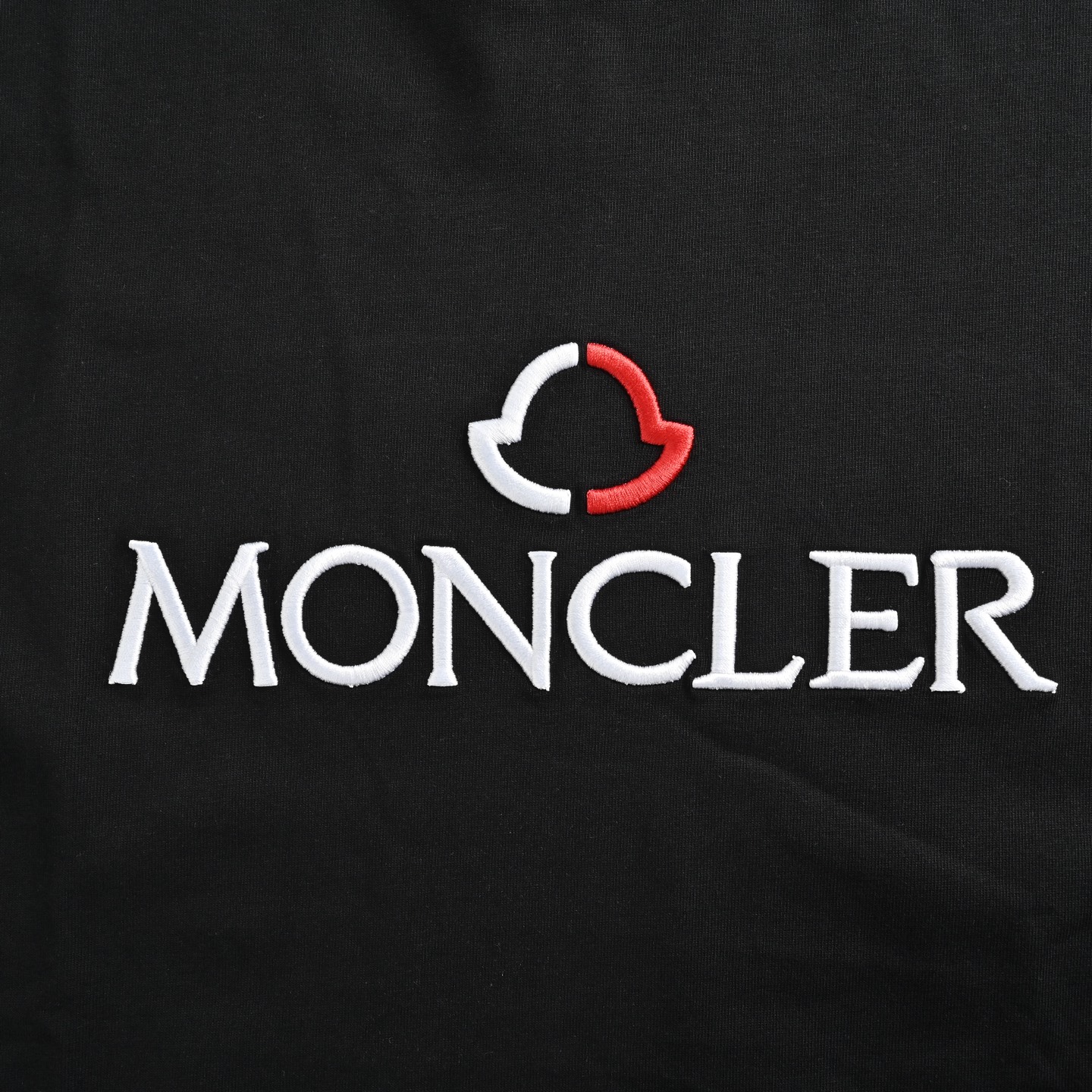 Moncler 25ss embroidered letter logo short sleeve