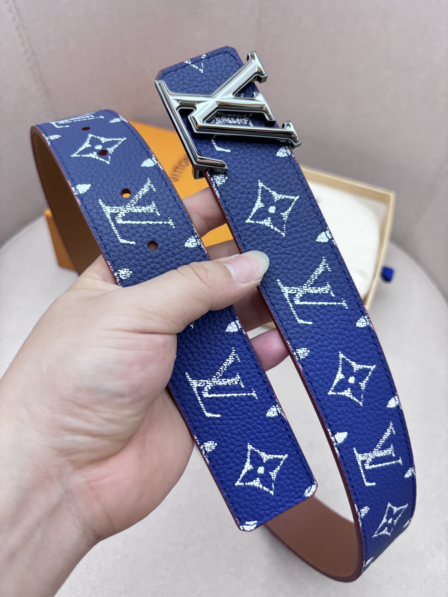 Louis Vuitton Lychee Print Double-Sided Men's Belt, 4CM Width